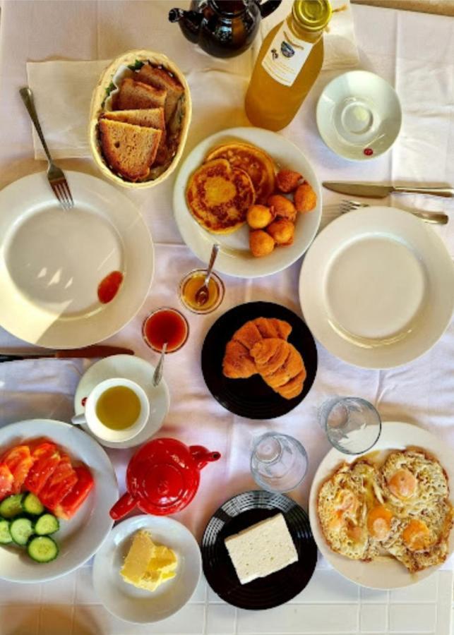 Guesthouse Lord Byron Tepelene Екстер'єр фото